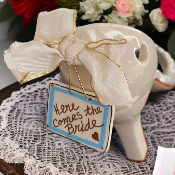 Here Comes the Bride Diane’s Happy Toes Votive Candle Porcelain Wedding 5" x 8" - Picture 3 of 16